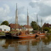 Holzjachten im Tönninger Hafen
